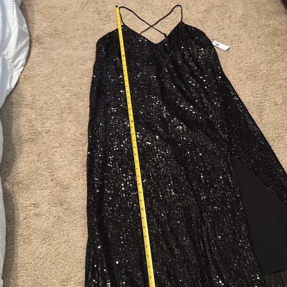 NWT Black Sequin Dress With Side Slit Size 12 - Picture 11 of 16